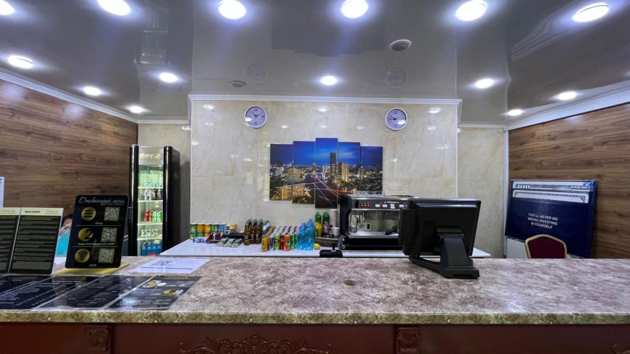Hotel Vivaldis Алмати Екстер'єр фото